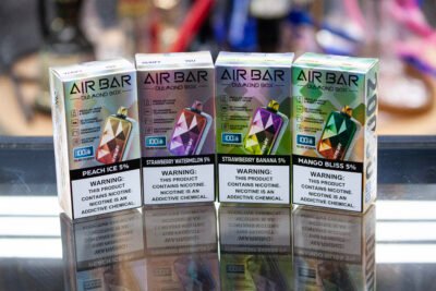 Air Bar premium disposable vape – smooth flavors, long-lasting puffs, available at the best vape shop in Houston. 